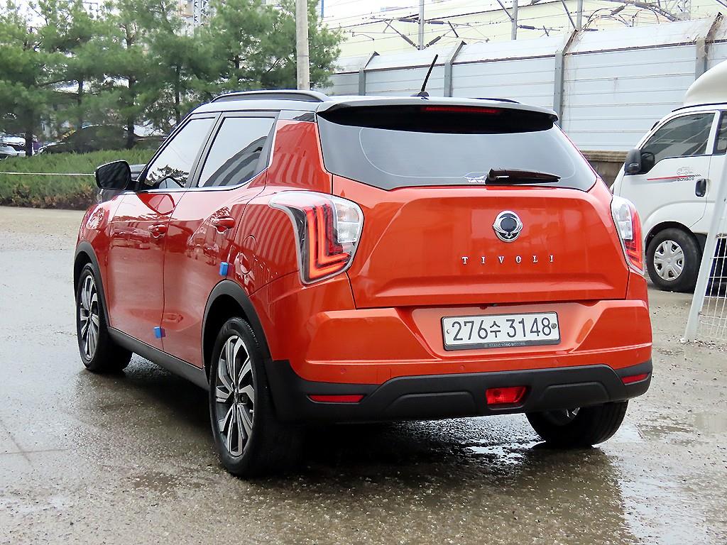 Ssangyong Tivoli - Vista 3