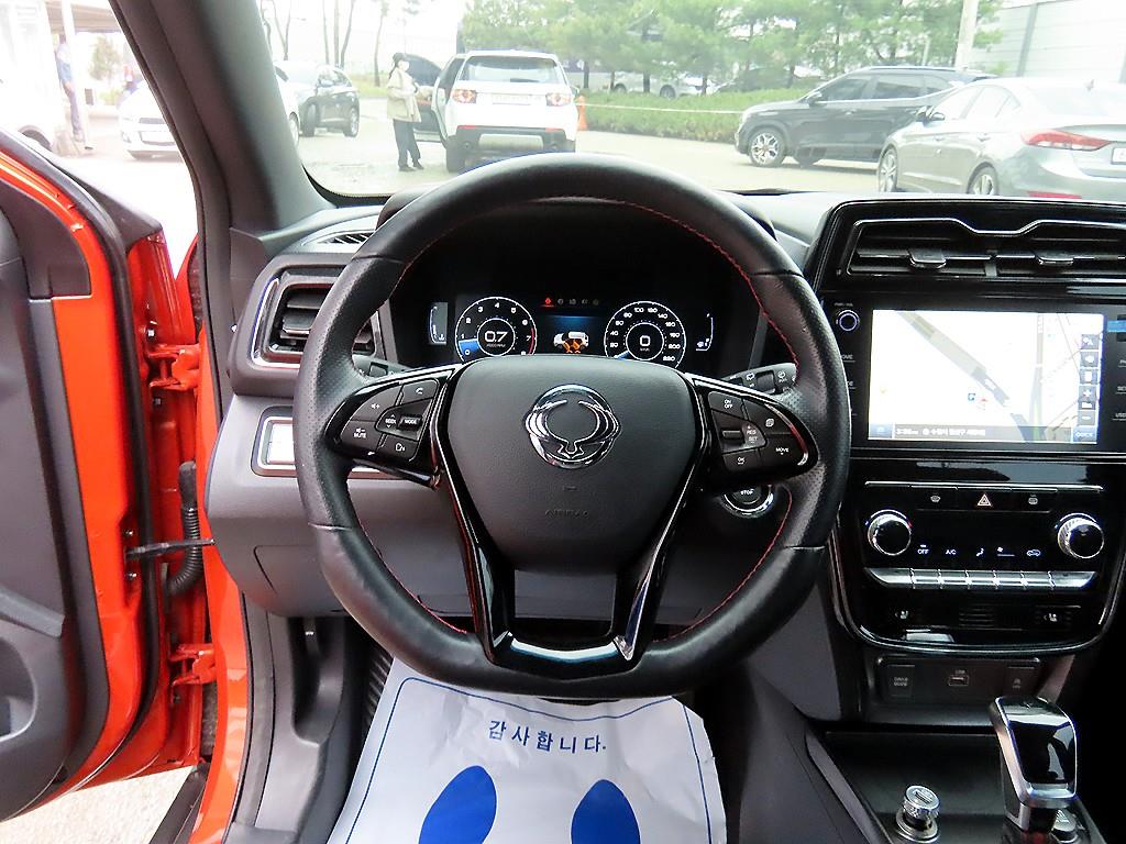 Ssangyong Tivoli - Vista 8