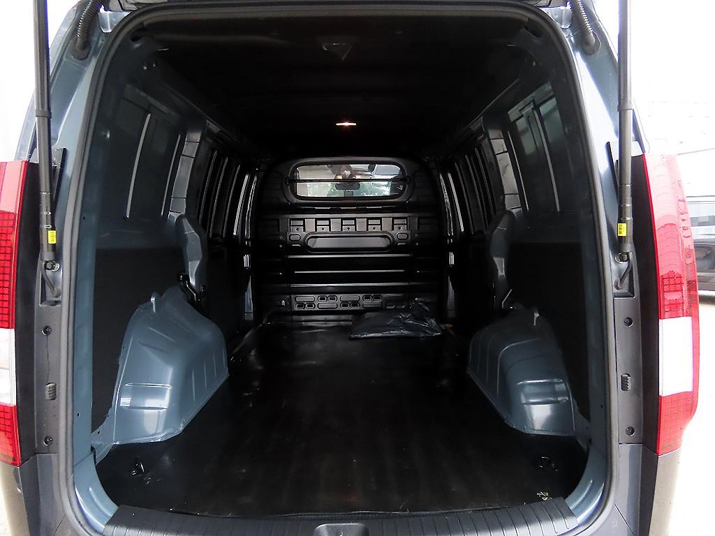 HYUNDAI Staria 2024 Gris - Importación desde Corea - HF Imports Iquique - Foto 18