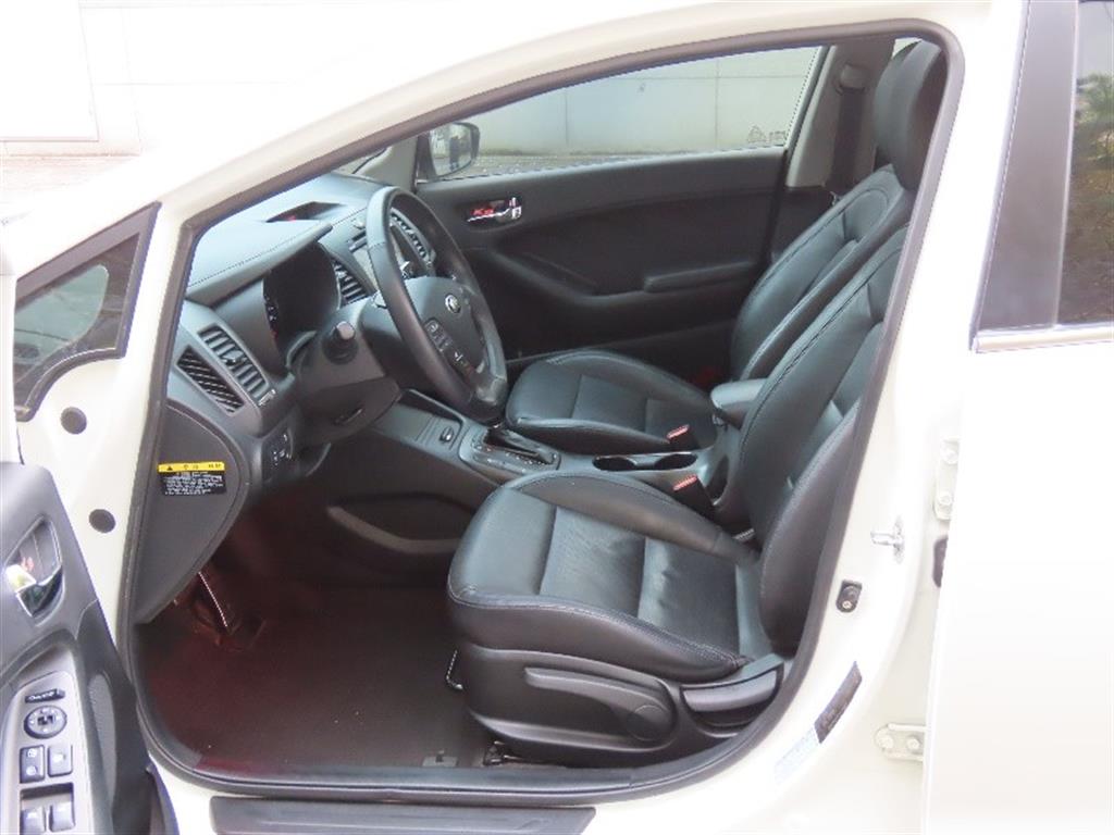 KIA K3 2015 Blanco - Importación desde Corea - HF Imports Iquique - Foto 13