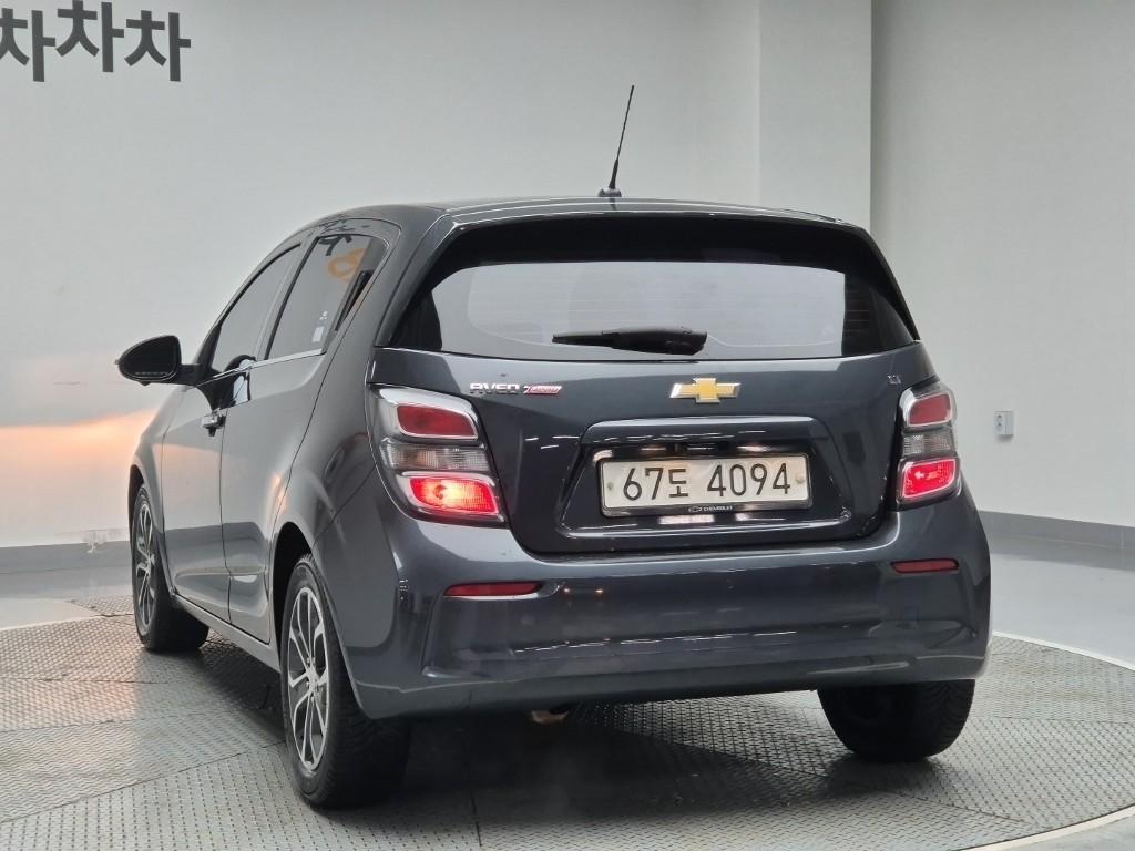 Chevrolet Abeo - Vista 3