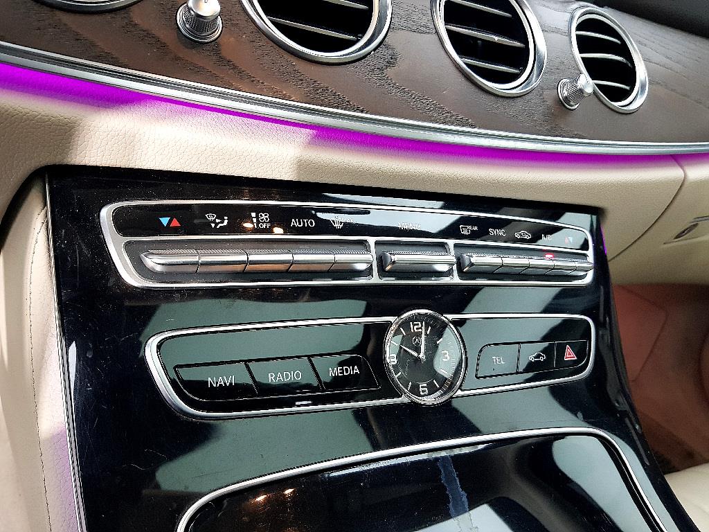 Mercedes Benz E class - Vista 11