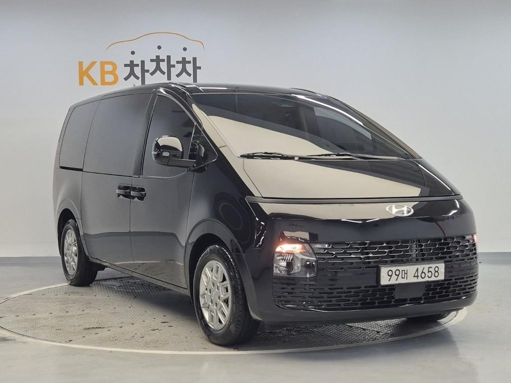 HYUNDAI Staria - Vista 4