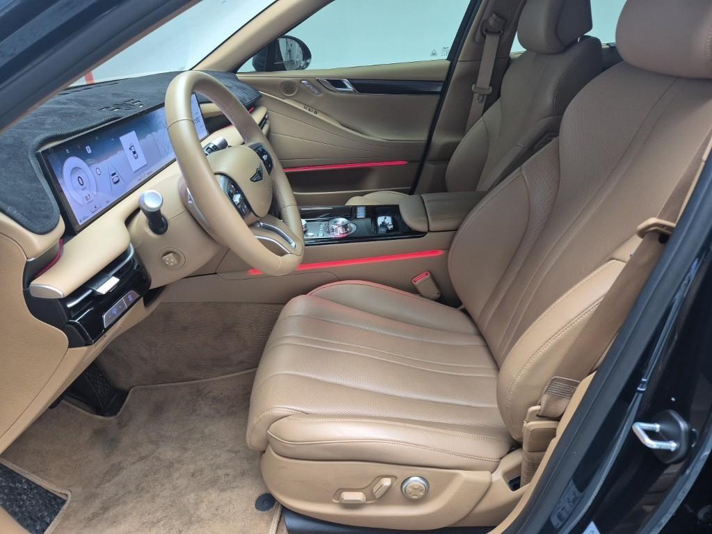 Genesis G80 - Vista 11