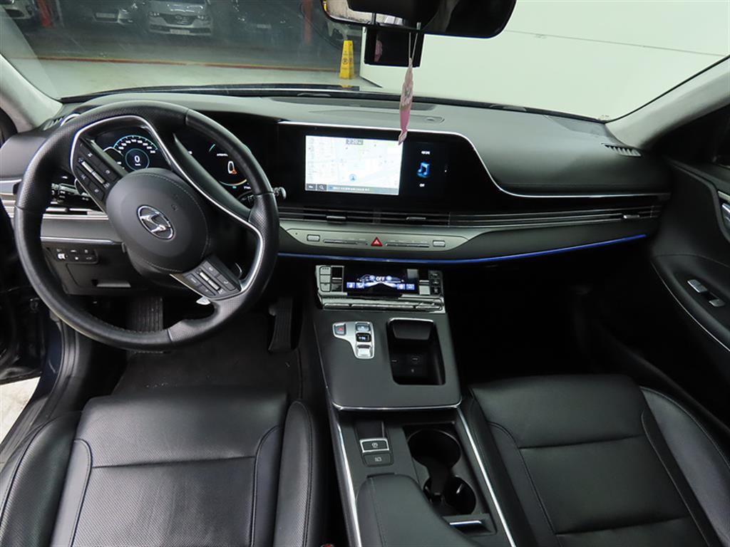 HYUNDAI Grandeur - Vista 7