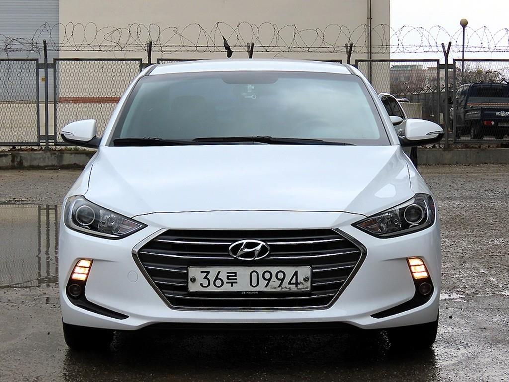 HYUNDAI Avante 2016 Blanco - Importación desde Corea - HF Imports Iquique - Foto 1