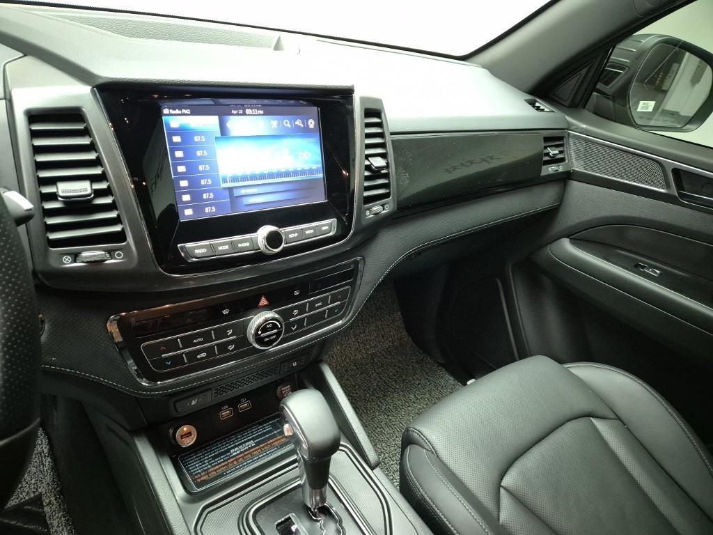 Ssangyong Rexton - Vista 10