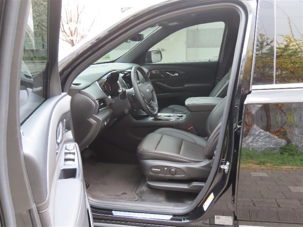 Chevrolet Travers 2023 Negro - Importación desde Corea - HF Imports Iquique - Foto 13