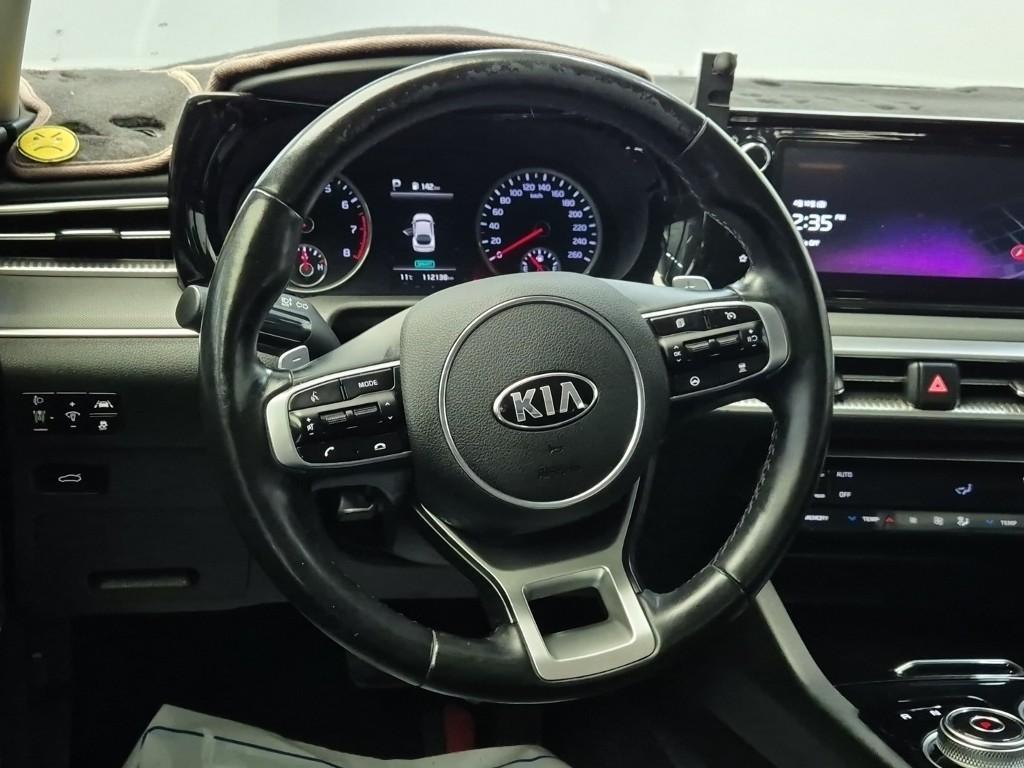 KIA K5 - Vista 11