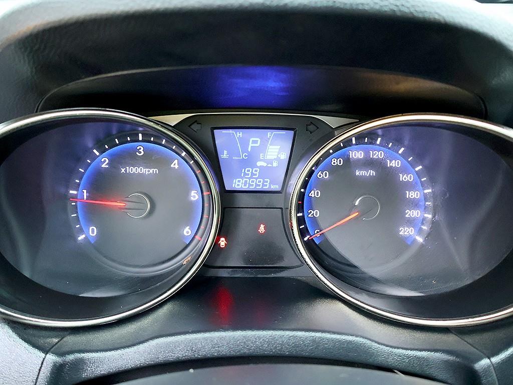 HYUNDAI Tucson - Vista 11