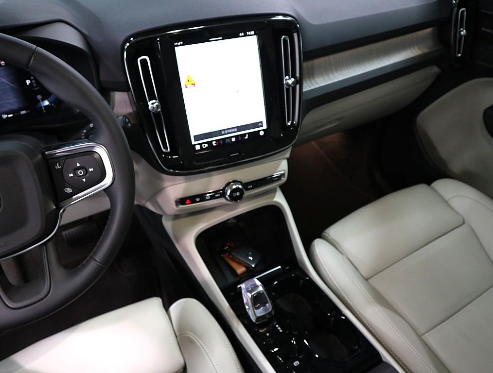 Volvo XC40 - Vista 11