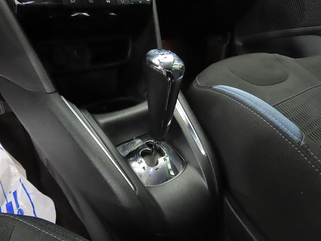 Peugeot 208 - Vista 11