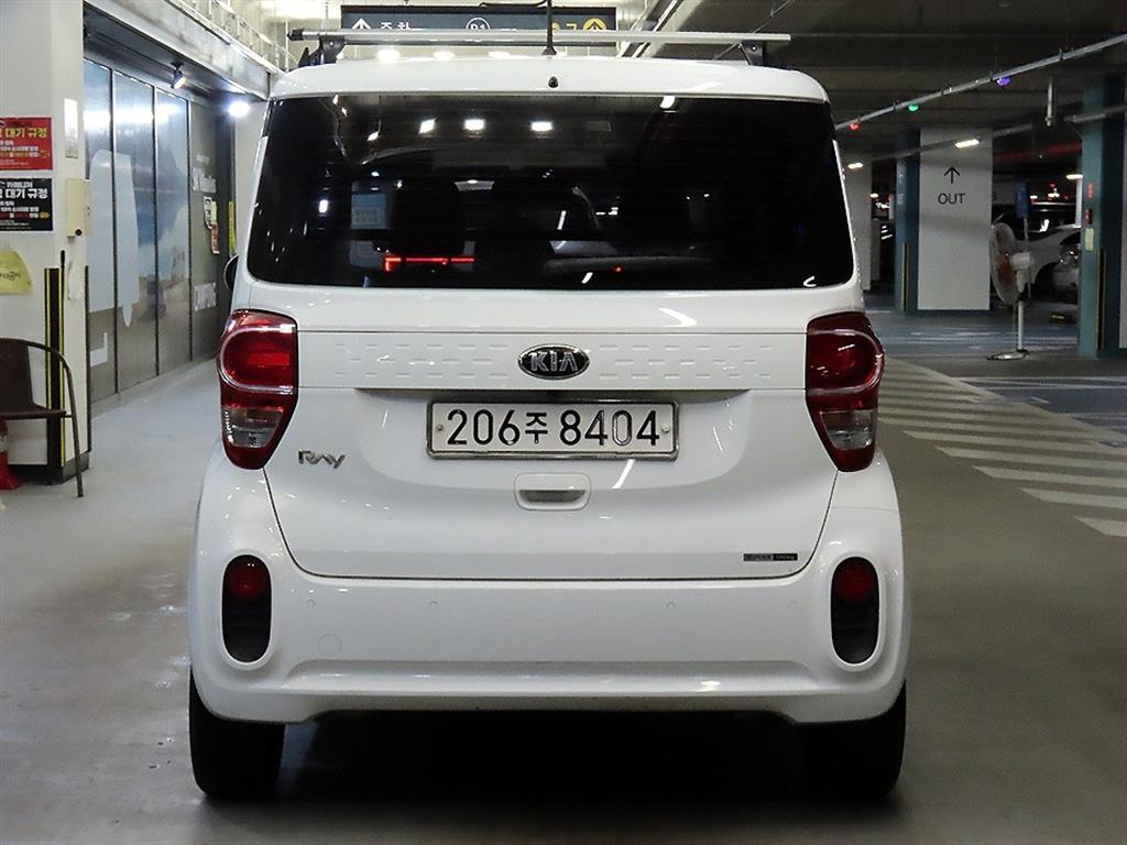 KIA Ray - Vista 5