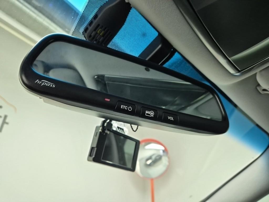 HYUNDAI Grandeur - Vista 6