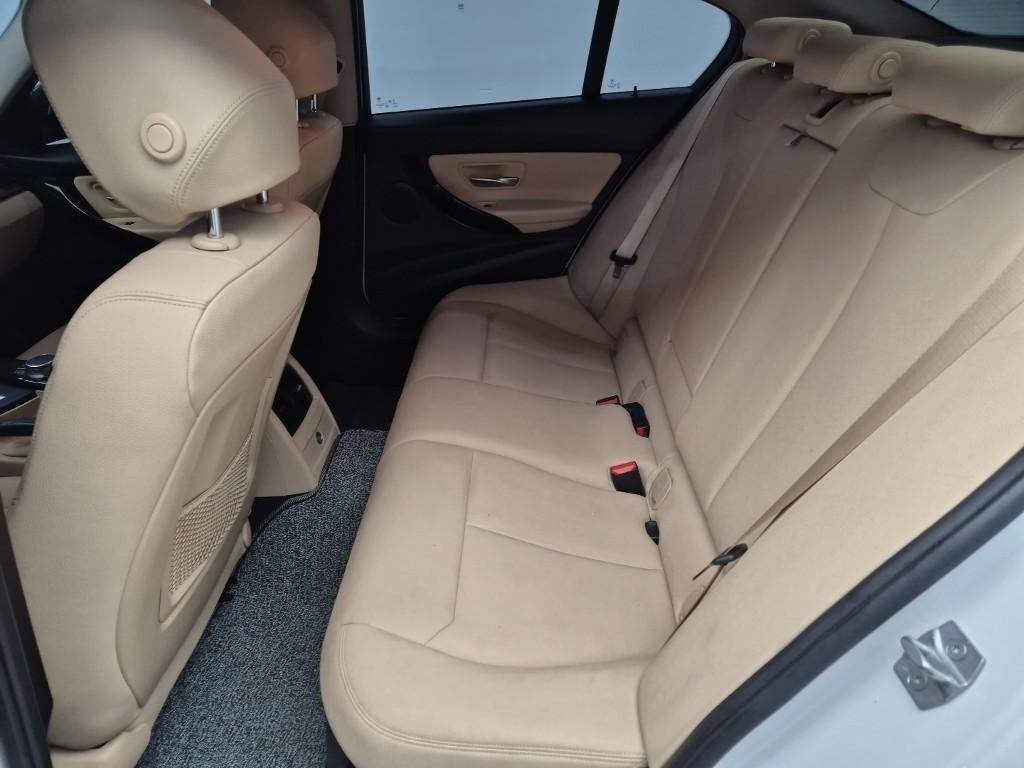BMW 3 series - Vista 12