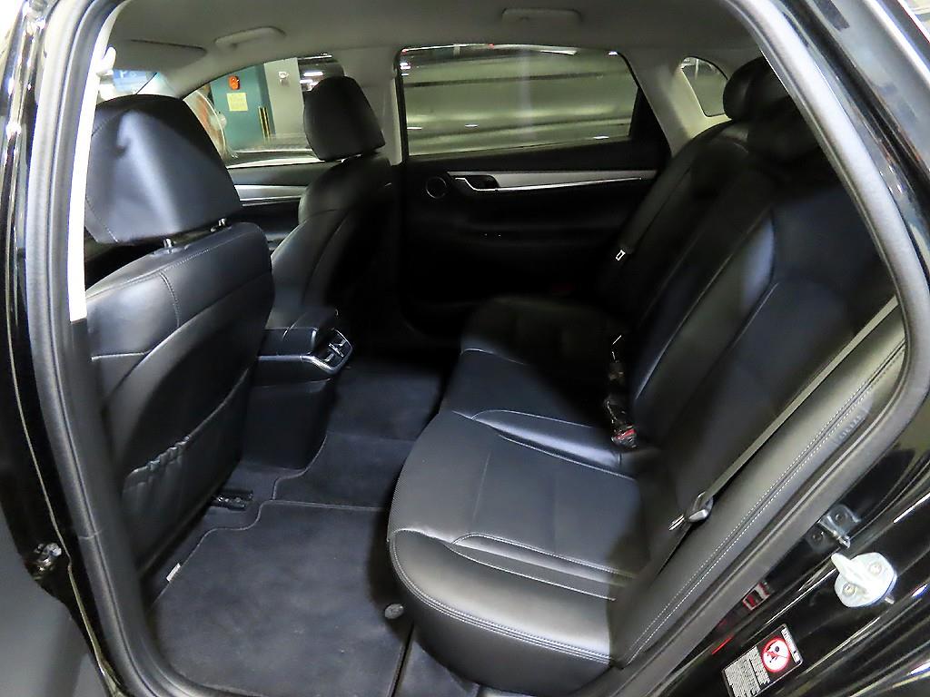 HYUNDAI Grandeur - Vista 7