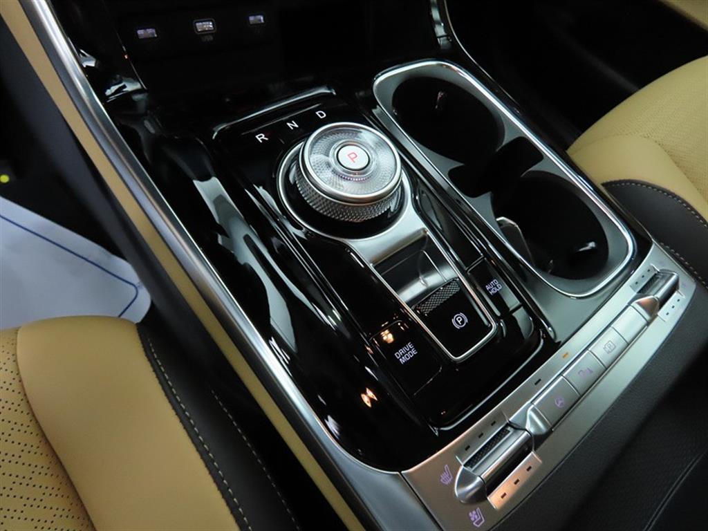 KIA Carnival 2023 Blanco - Importación desde Corea - HF Imports Iquique - Foto 14