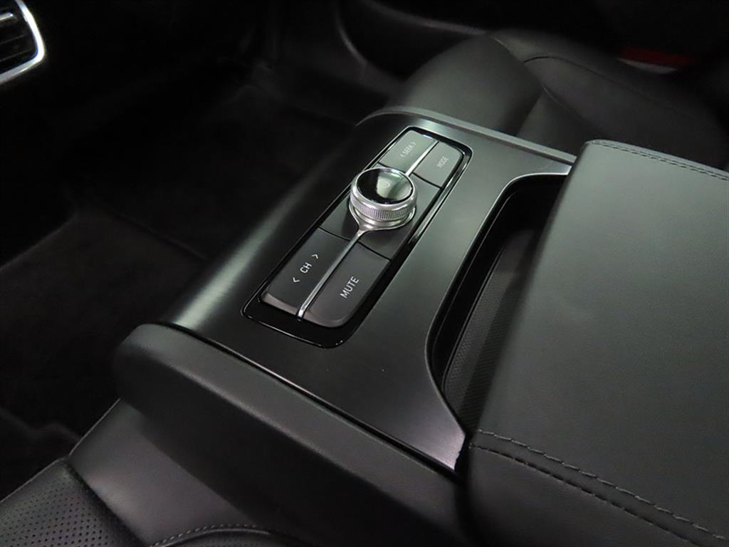 HYUNDAI Grandeur - Vista 12