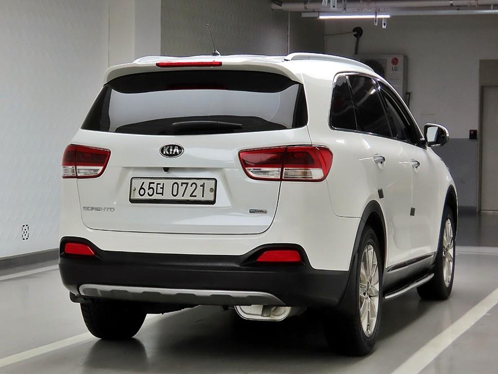 KIA Sorento - Vista 4
