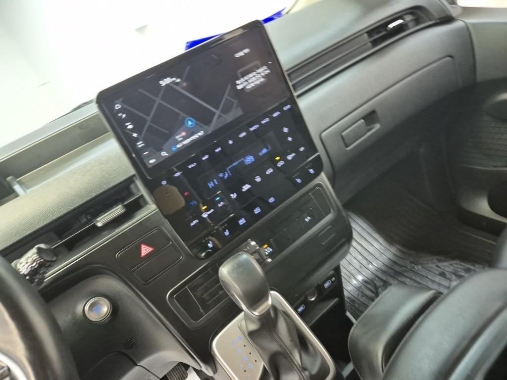 HYUNDAI Staria 2023 Amarillo - Importación desde Corea - HF Imports Iquique - Foto 15