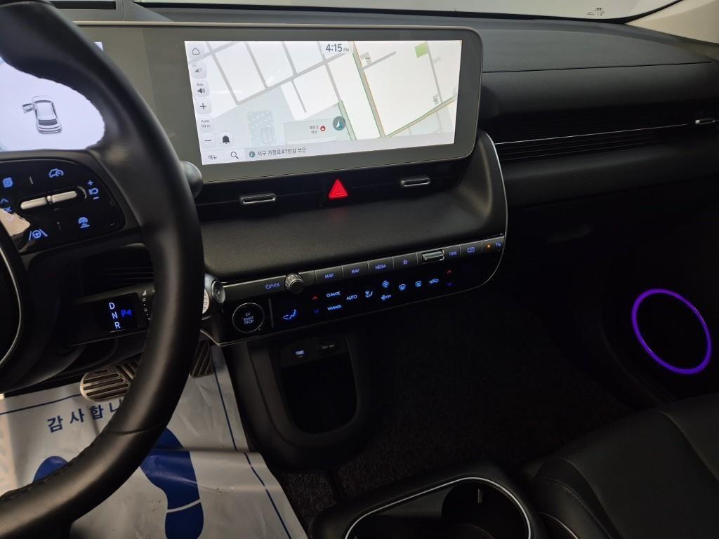 HYUNDAI Ioniq 5 - Vista 9