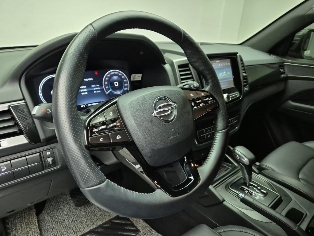 Ssangyong Rexton - Vista 9