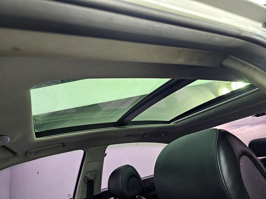 HYUNDAI Sonata - Vista 12