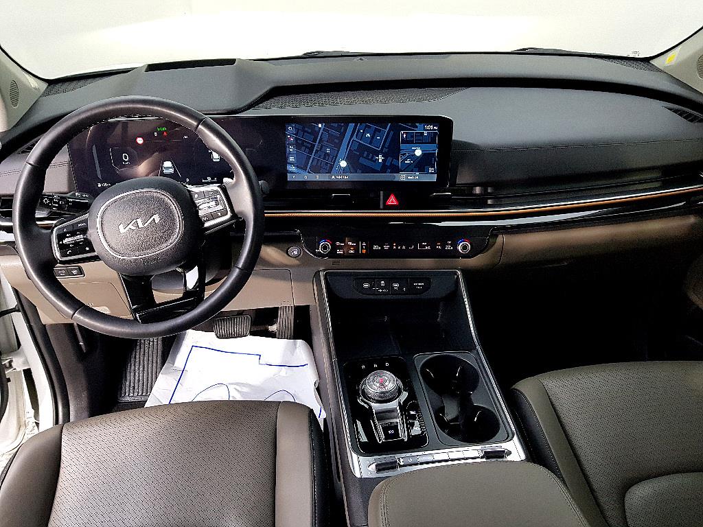 KIA Carnival - Vista 5