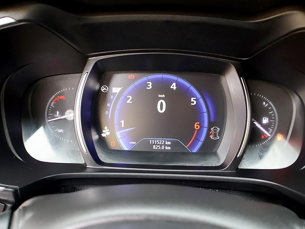 SAMSUNG QM6 - Vista 11