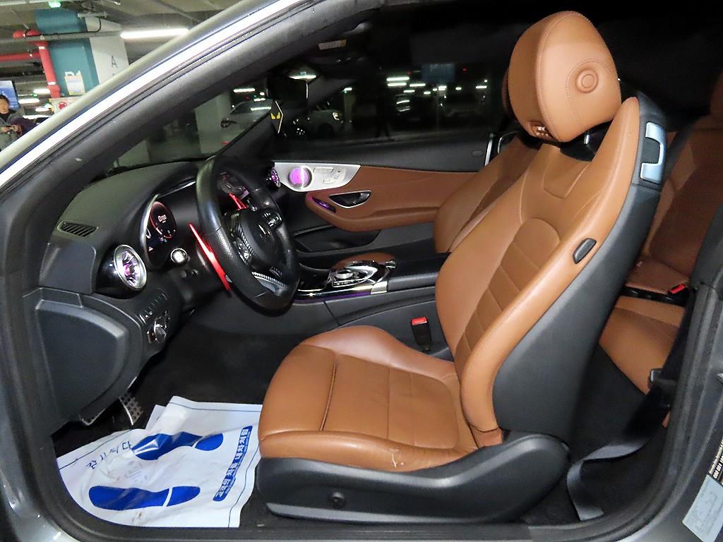Mercedes Benz C Class - Vista 8