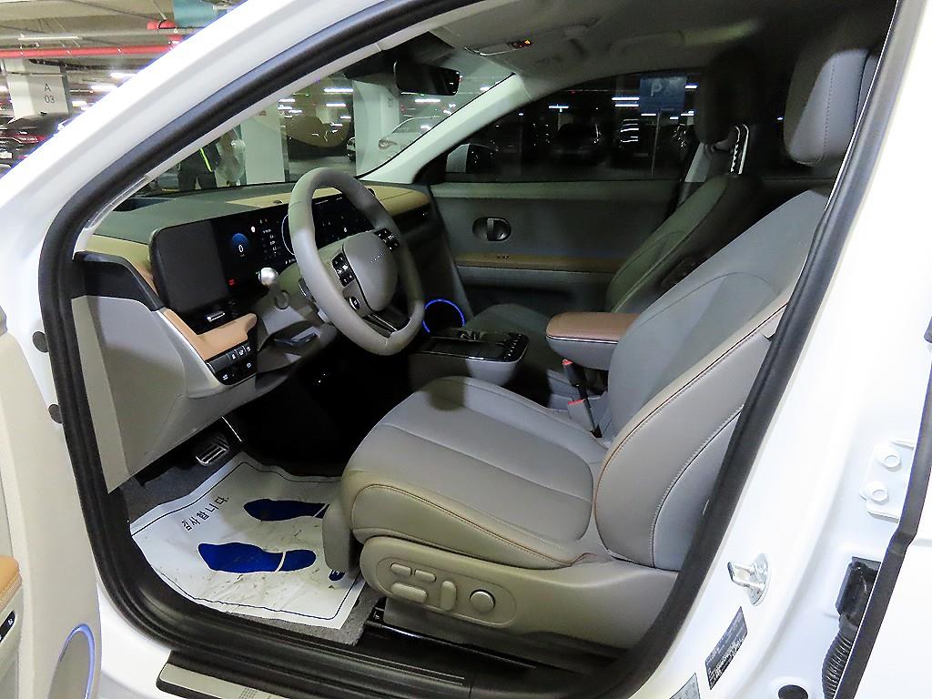 HYUNDAI Ioniq 5 - Vista 6