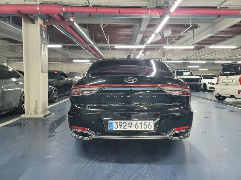 HYUNDAI Grandeur - Vista 4