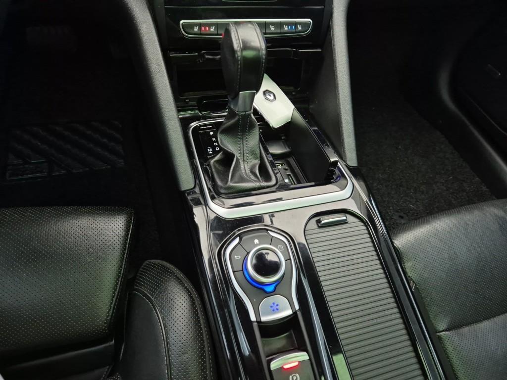 SAMSUNG SM6 - Vista 8