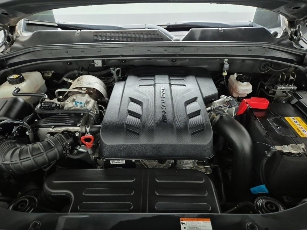 Ssangyong Rexton - Vista 5