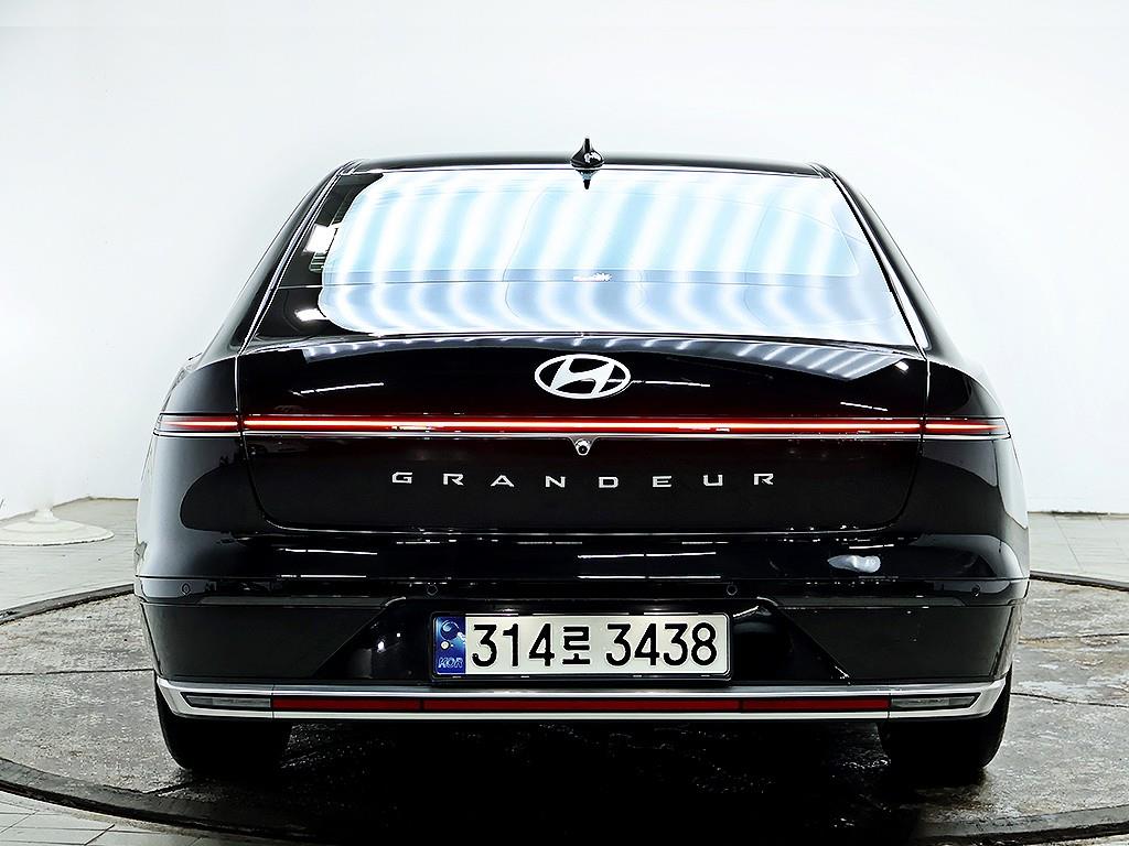 HYUNDAI Grandeur - Vista 5