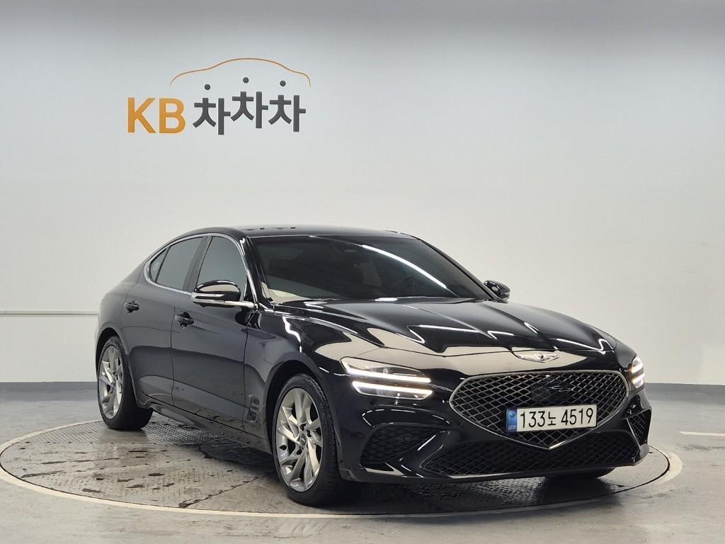 Genesis G70 - Vista 4