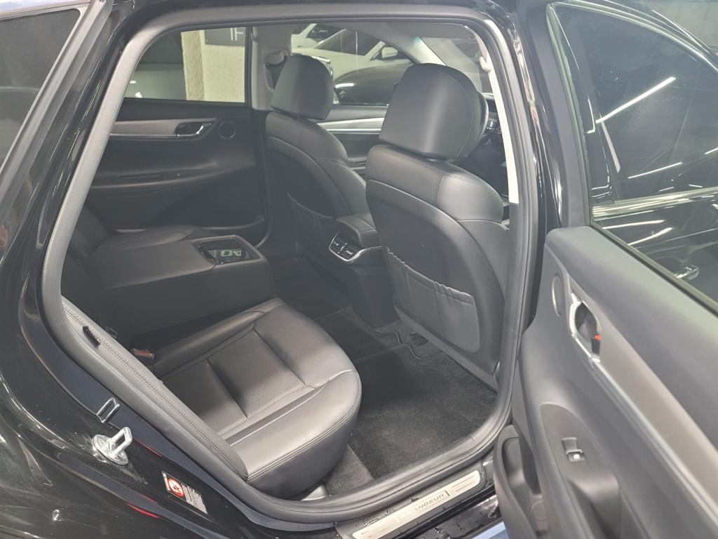 HYUNDAI Grandeur - Vista 8