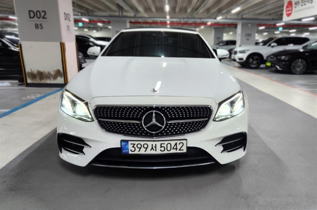 Mercedes Benz E class 2019 Blanco - Importación desde Corea - HF Imports Iquique - Foto 1