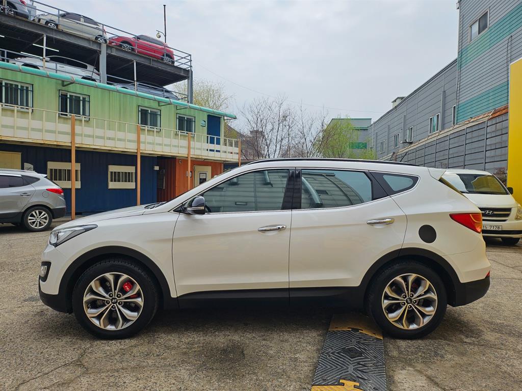 HYUNDAI Santa Fe - Vista 4
