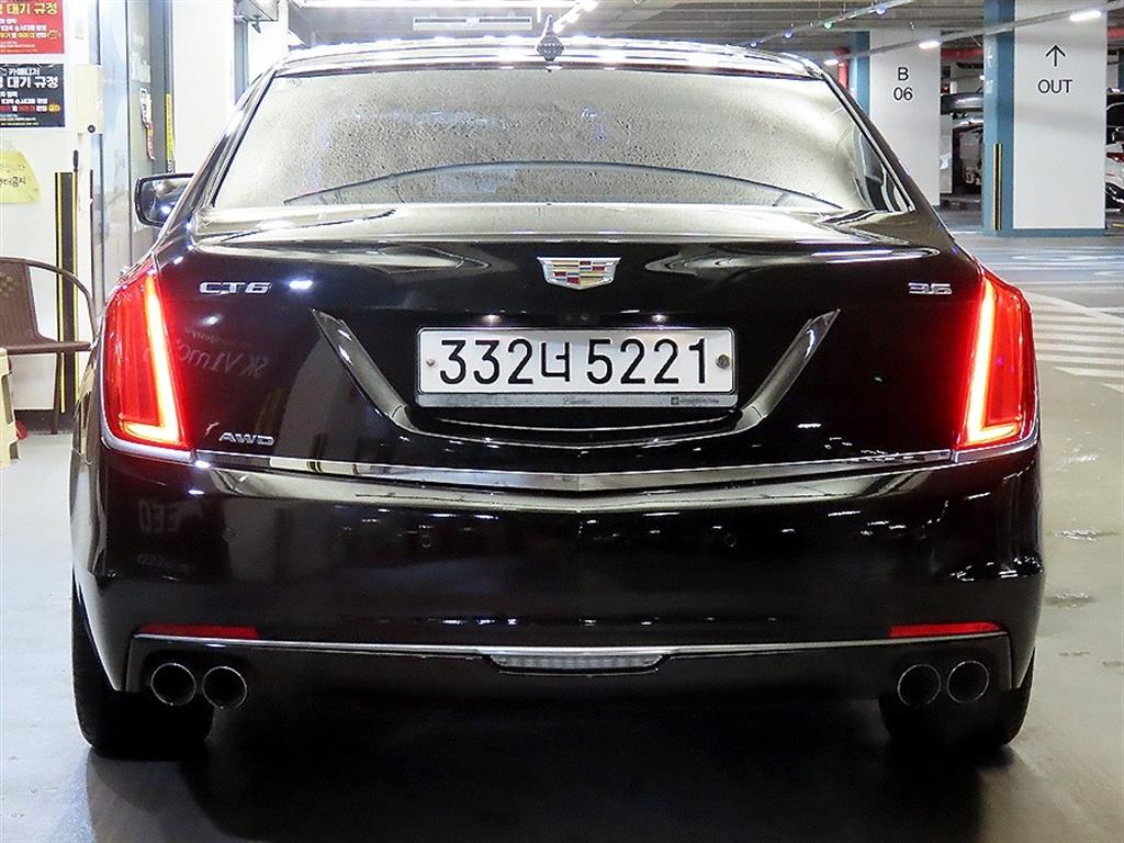 Cadillac CT6 - Vista 5