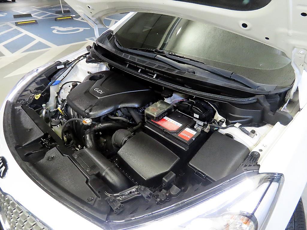 KIA K3 2013 Blanco - Importación desde Corea - HF Imports Iquique - Foto 19