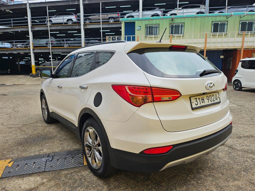 HYUNDAI Santa Fe - Vista 5