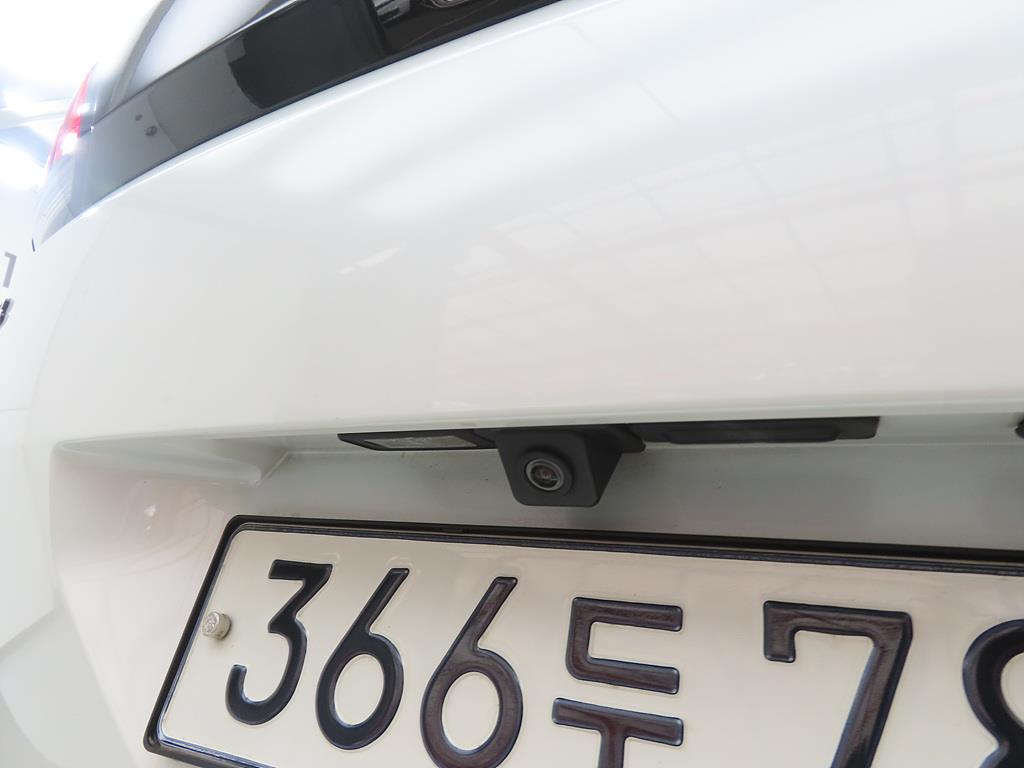 Peugeot 5008 2020 Blanco - Importación desde Corea - HF Imports Iquique - Foto 17