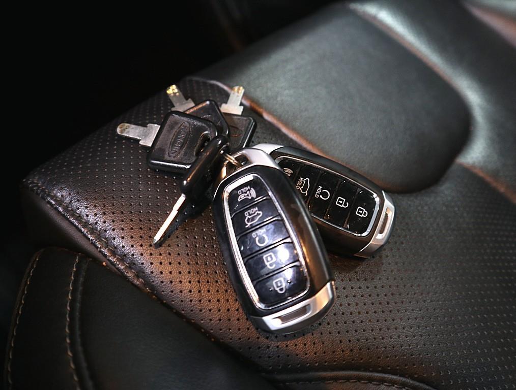 HYUNDAI Santa Fe 2020 Blanco - Importación desde Corea - HF Imports Iquique - Foto 15