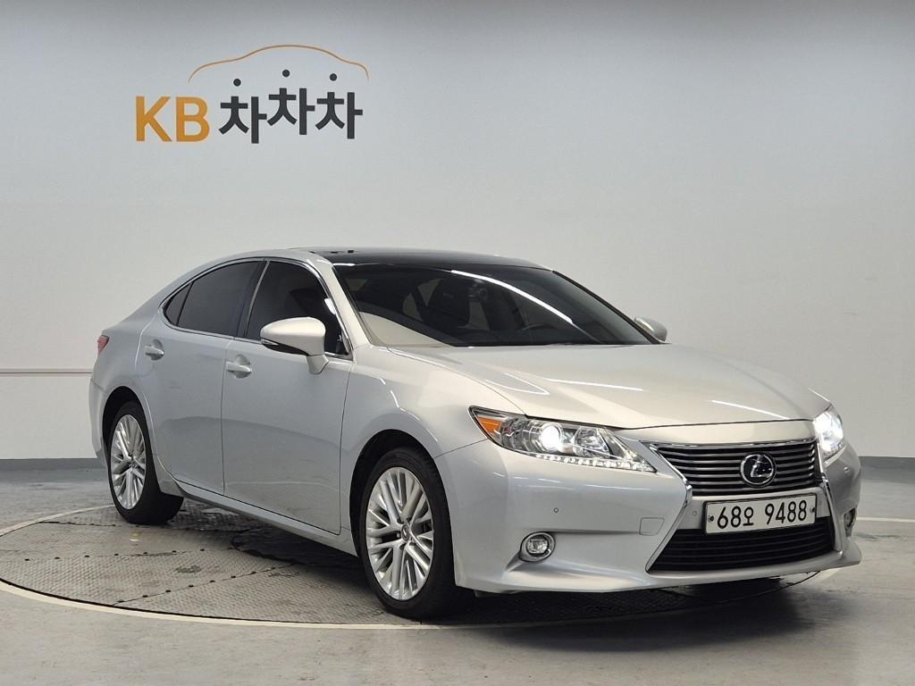 Lexus ES - Vista 4