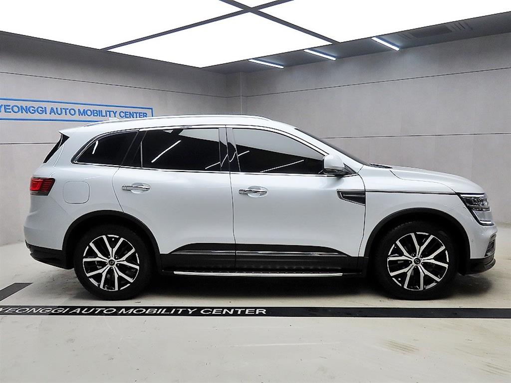 SAMSUNG QM6 - Vista 2