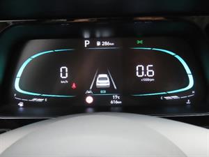 HYUNDAI Avante - Vista 10