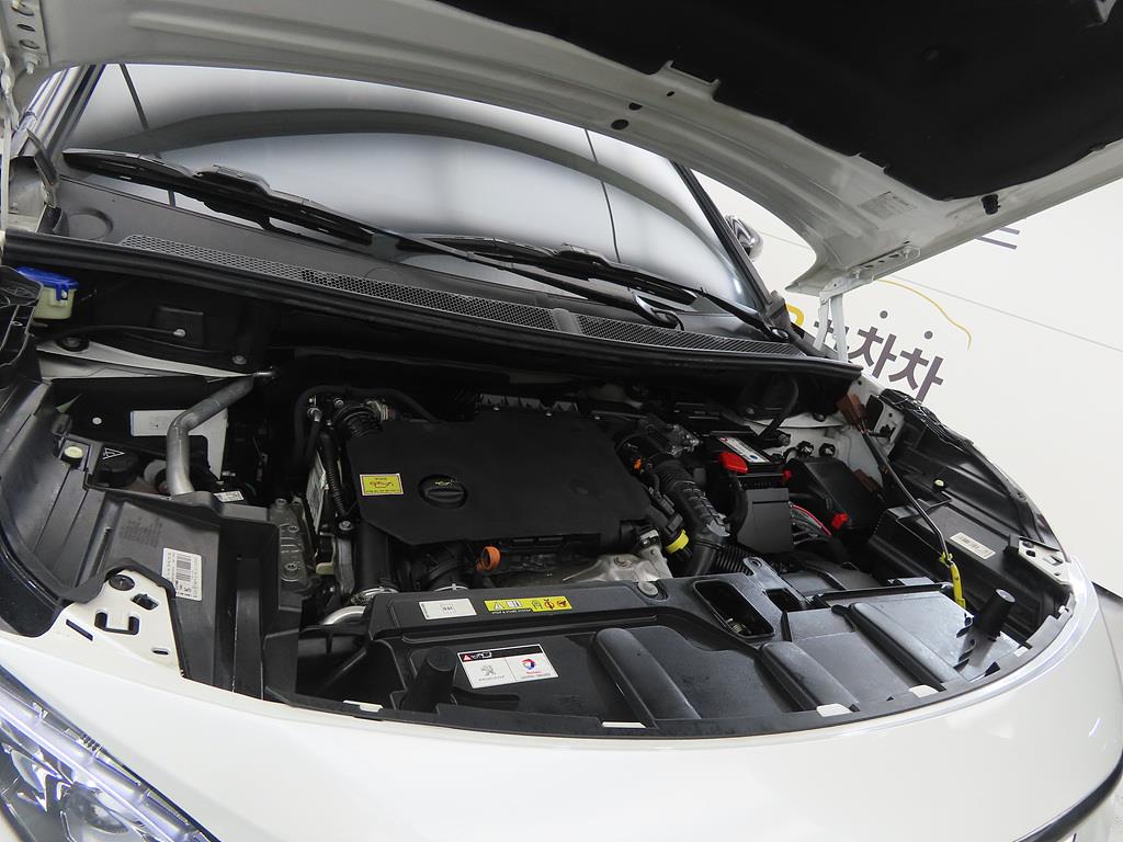 Peugeot 5008 2020 Blanco - Importación desde Corea - HF Imports Iquique - Foto 19