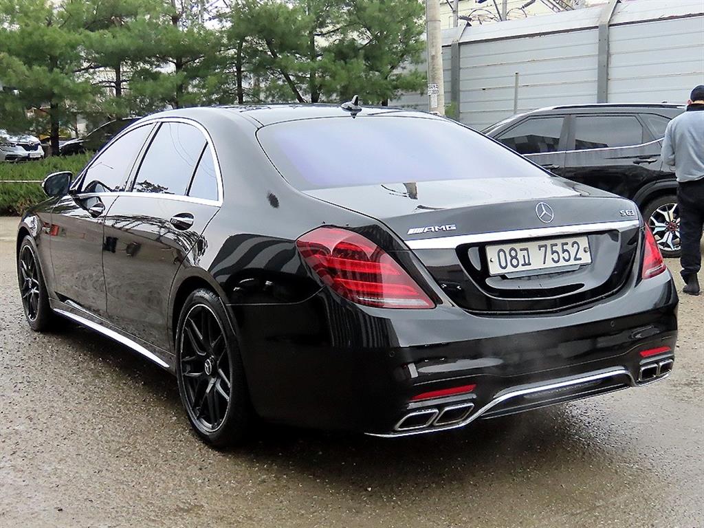 Mercedes Benz S Class - Vista 3