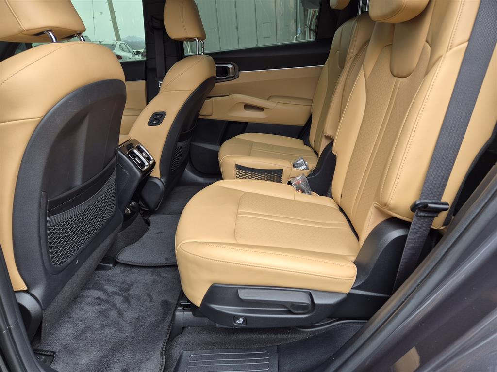 KIA Sorento - Vista 6